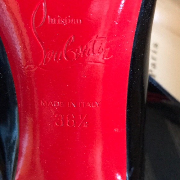 Authentic Christian Louboutin Classic Patent Pump - Picture 3 of 4